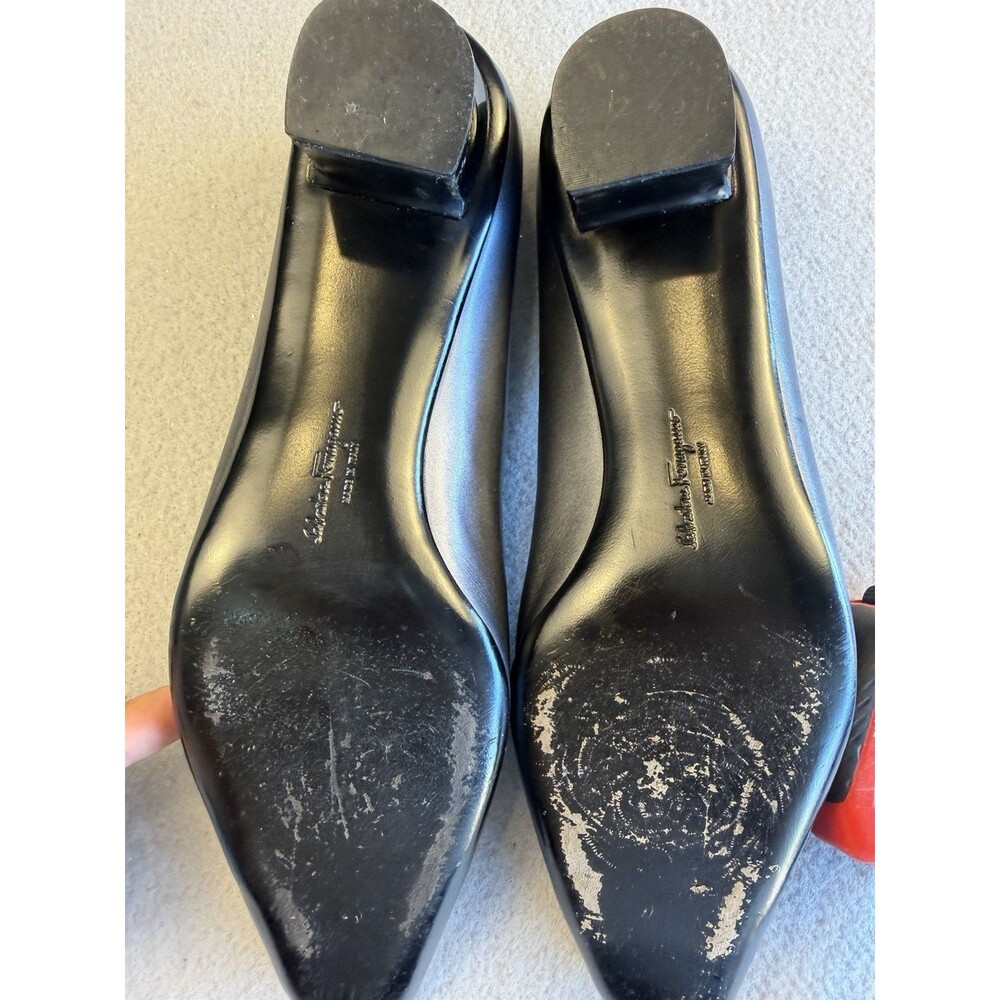 Salvatore Ferragamo Women's Leather Square Toe Pump Block Heel 9 C - Picture 8 of 11